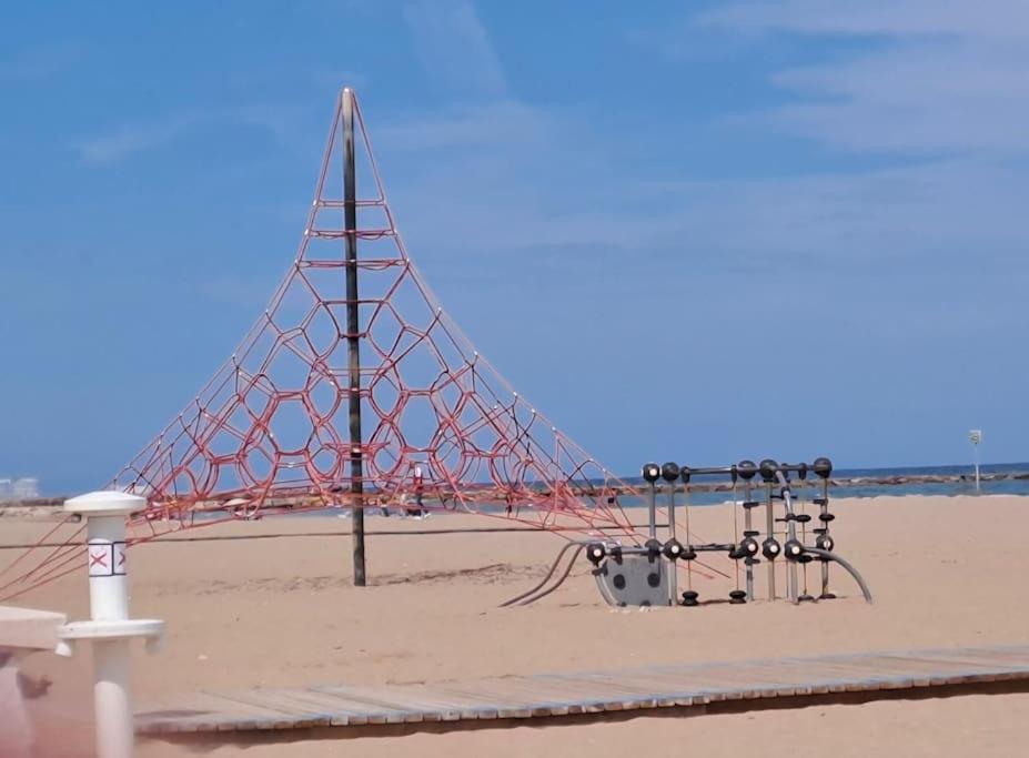 شقة Urban Loft Valencia Playa بويبلا دي فارنالس المظهر الخارجي الصورة